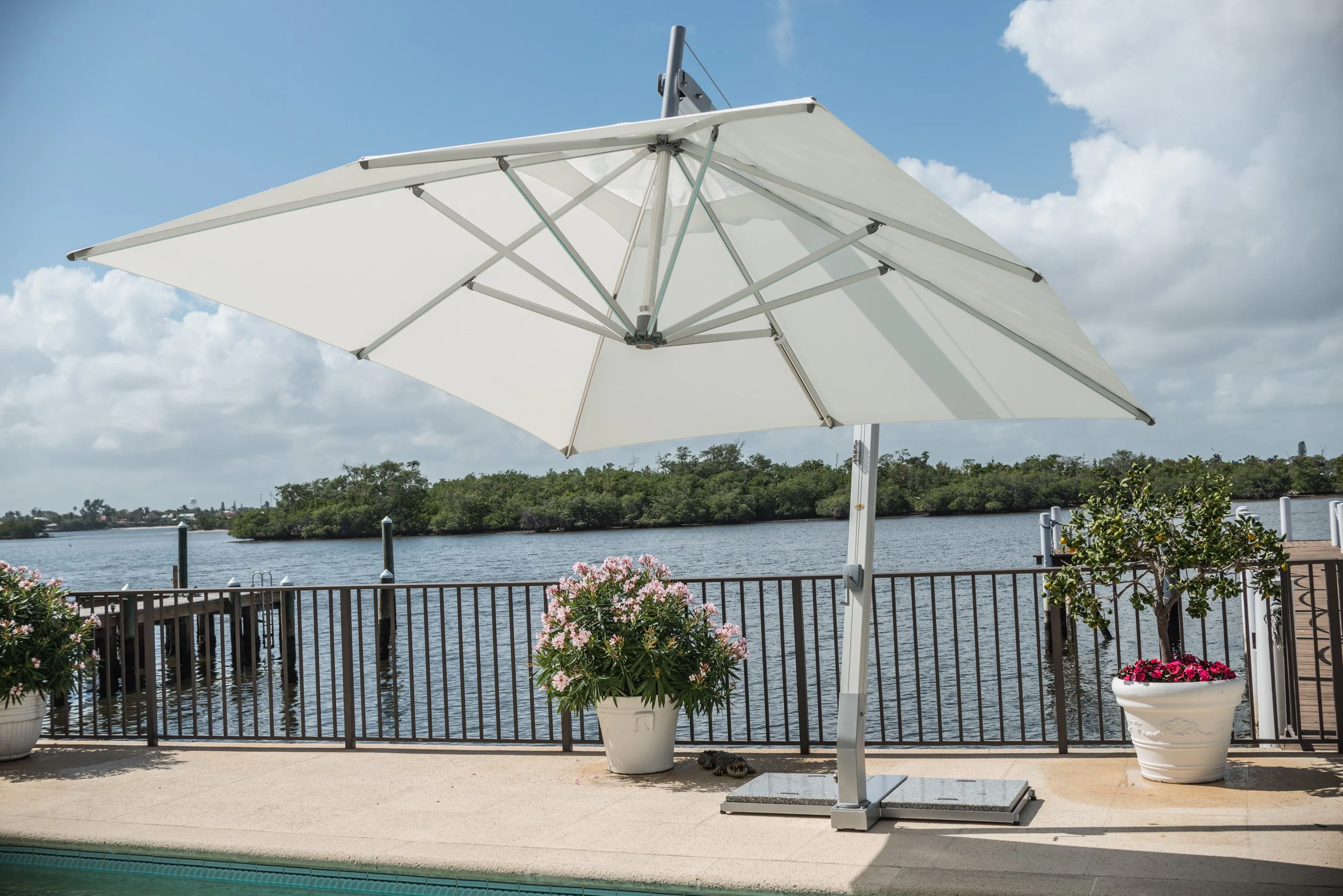 10 x 13 Rectangular Hurricane Side Wind Umbrella
