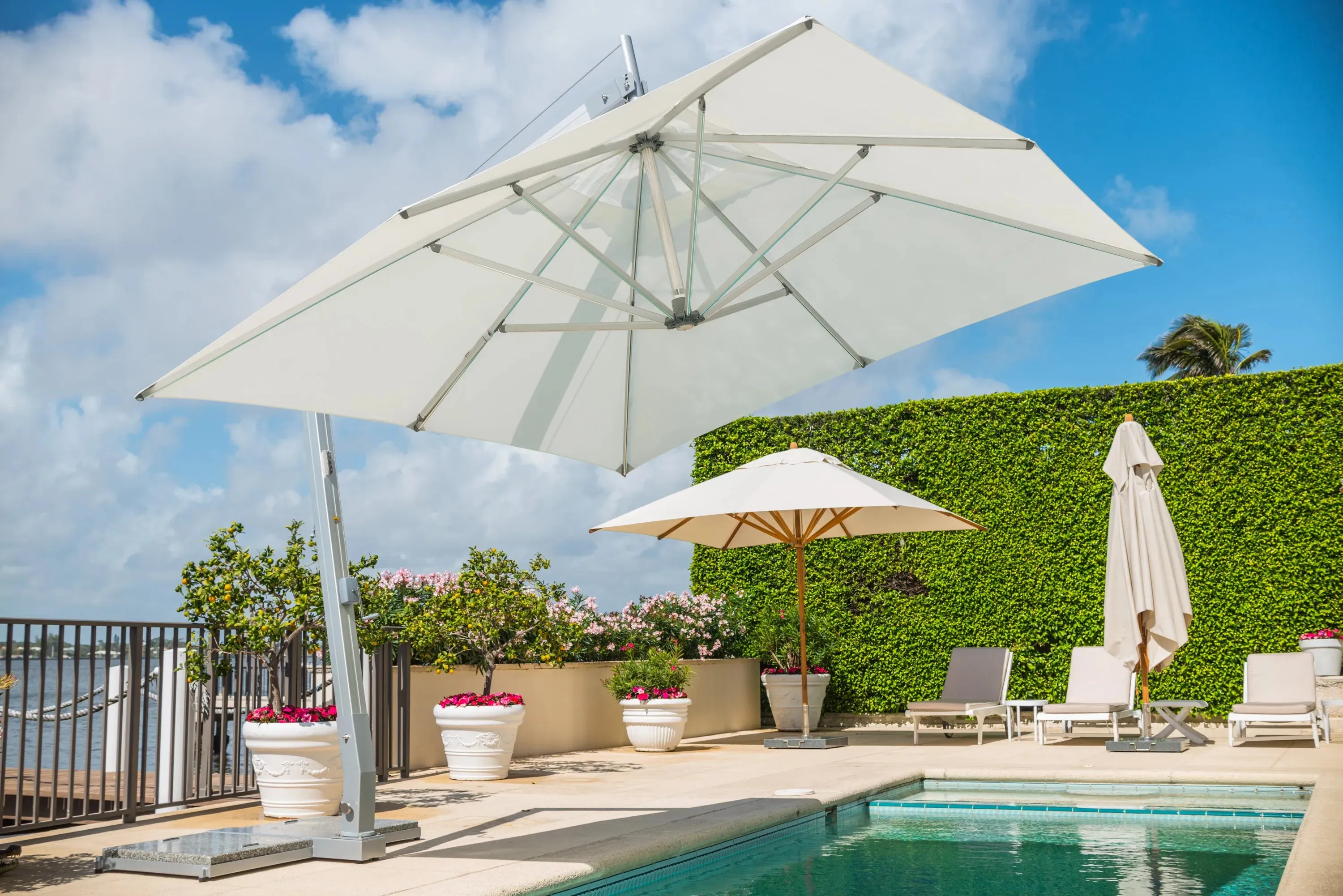 10 x 13 Rectangular Hurricane Side Wind Umbrella