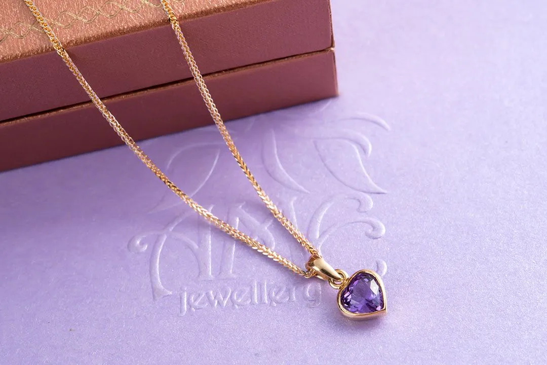 6mm Heart-cut Amethyst Bezel Pendant Necklace in 14K Yellow Gold