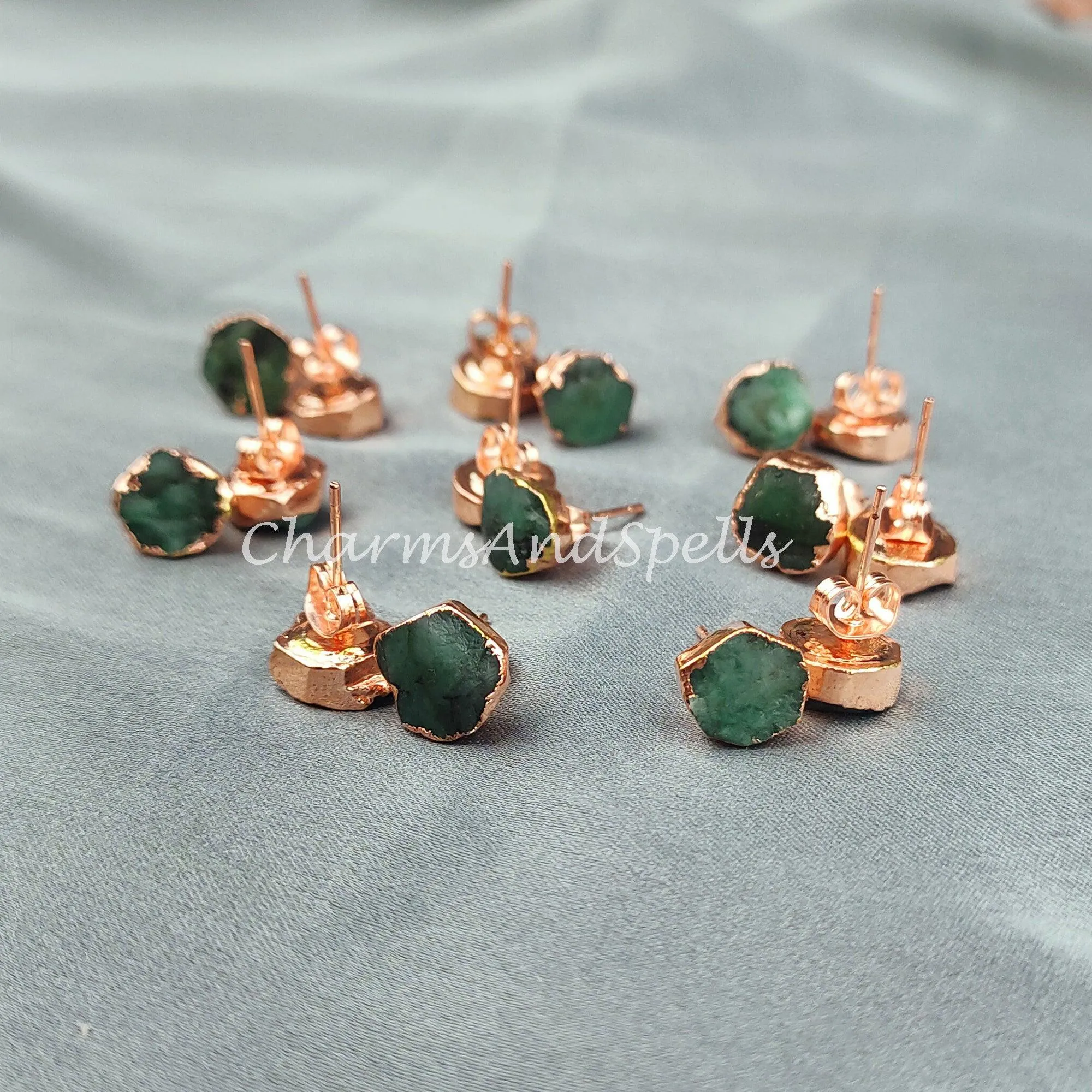 Raw Emerald Electroplated Stud Earrings, Copper Jewelry, Emerald Jewelry, Gemstone Earrings, Stud Earrings