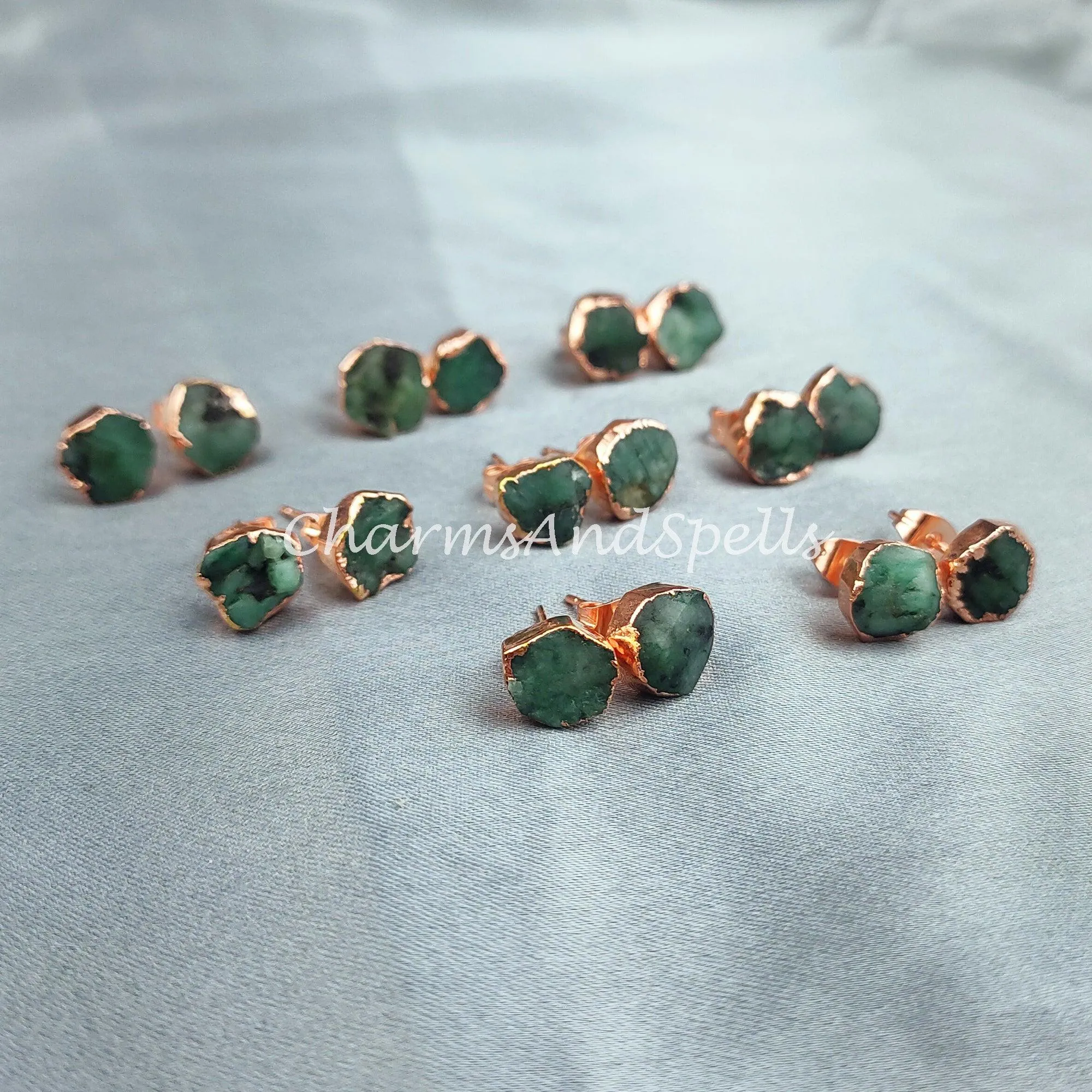 Raw Emerald Electroplated Stud Earrings, Copper Jewelry, Emerald Jewelry, Gemstone Earrings, Stud Earrings
