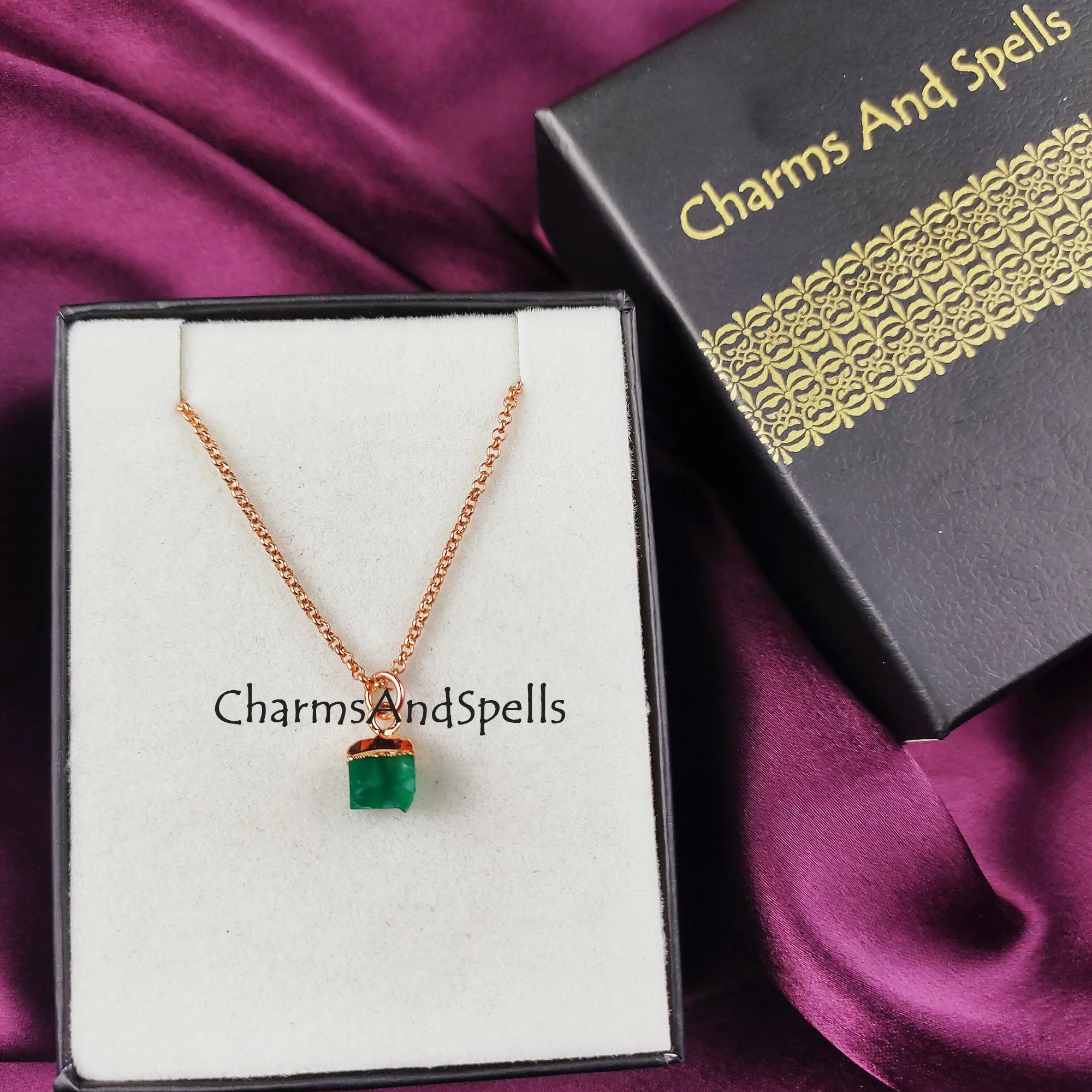 Rough Green Onyx Necklace, Gemstone Necklace, Chain Necklace, Gemstone Pendant, Choker Necklace Jewelry, Dainty Jewelry, Bohemian Jewelry