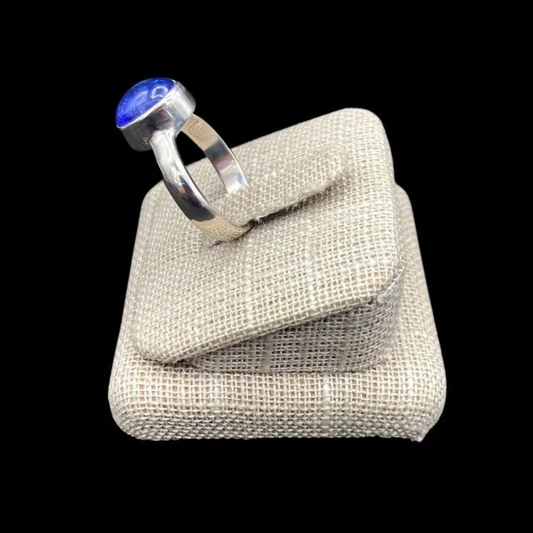 Sterling Silver And Oval Cut Tanzanite Gemstone Ring