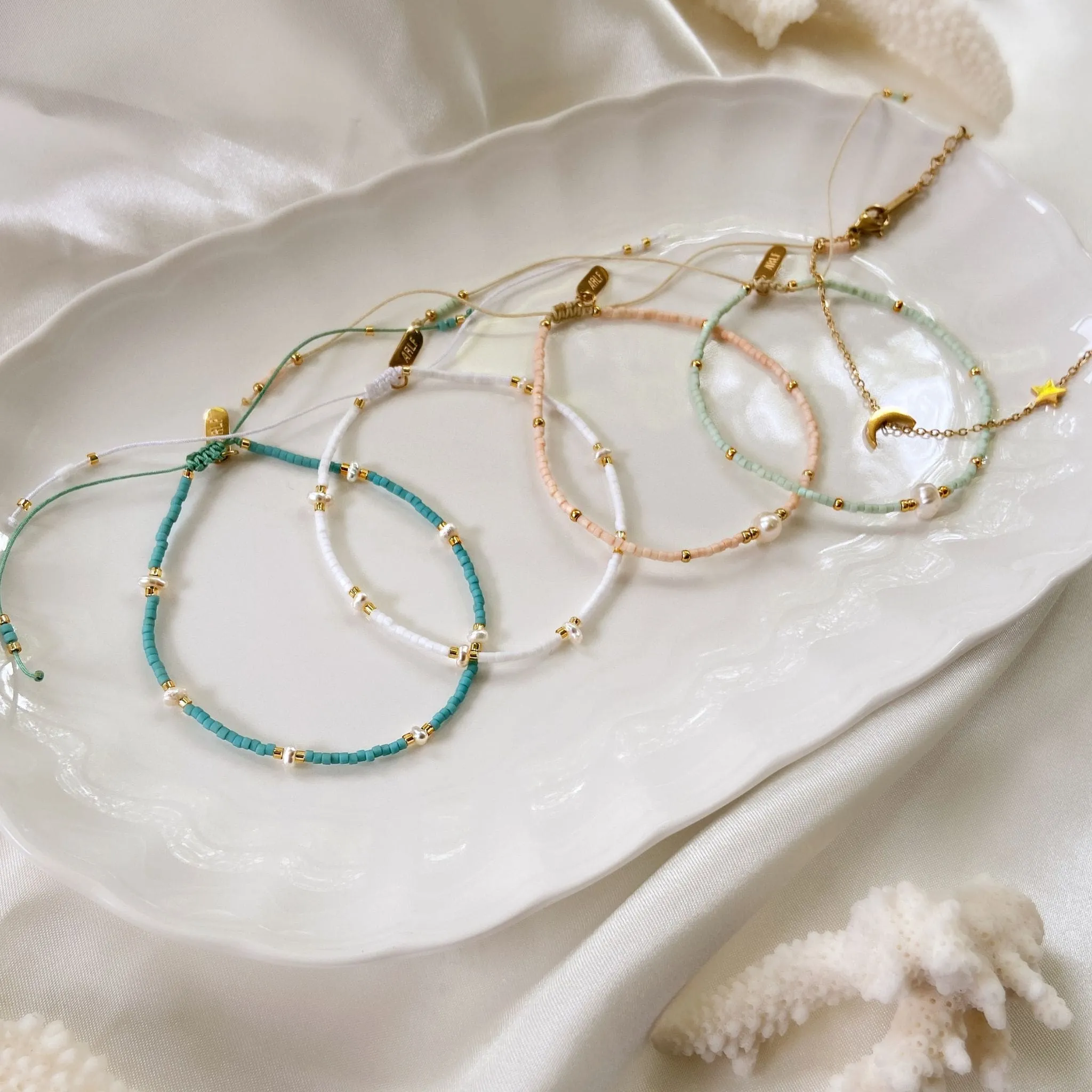 SUMMON BRACELET