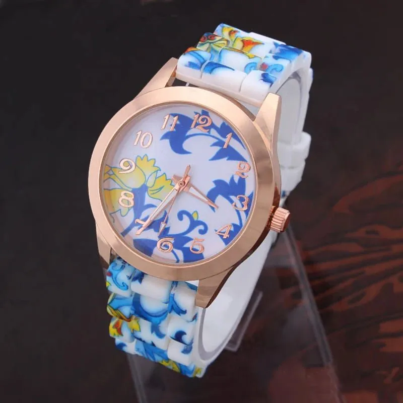 WristWatches Silicone Girl Flower Causal Watch Quartz Printed Women OR Women's Leather Watch Straps Light Up Watches for Women